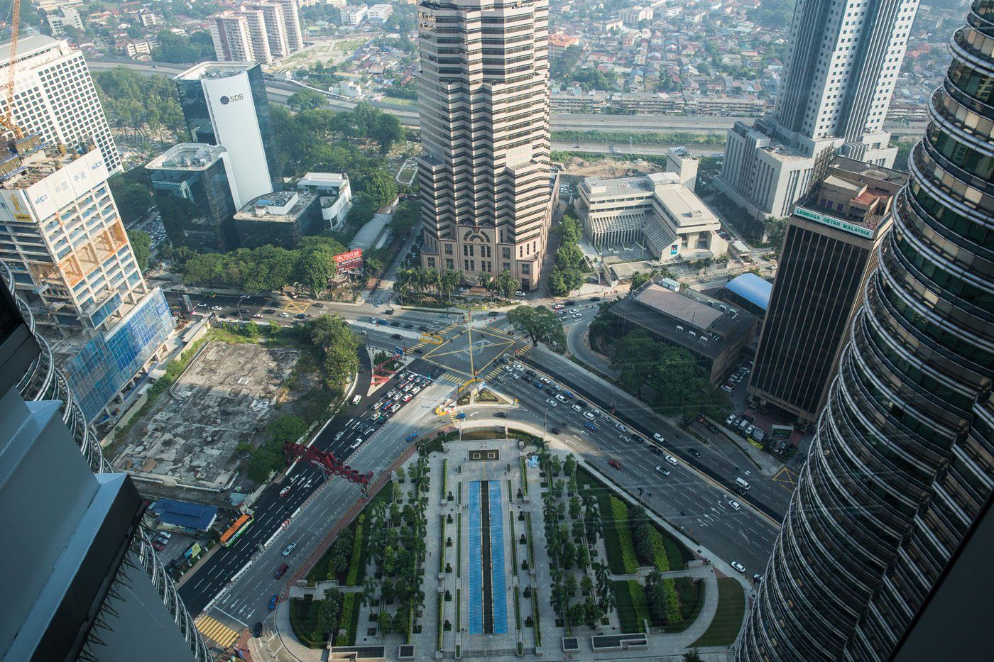 Petronas Twin Towers daylight view